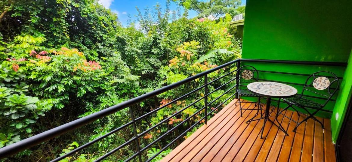 Sunshine Sanctuary Boutique Jungle Lodge Montezuma Exterior photo