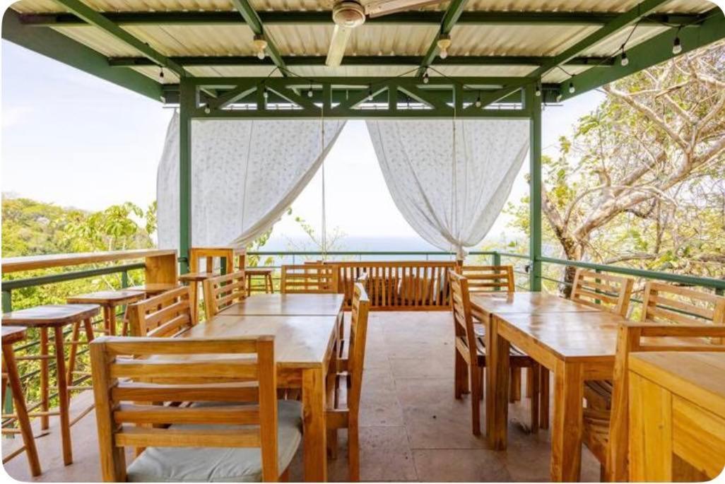 Sunshine Sanctuary Boutique Jungle Lodge Montezuma Exterior photo